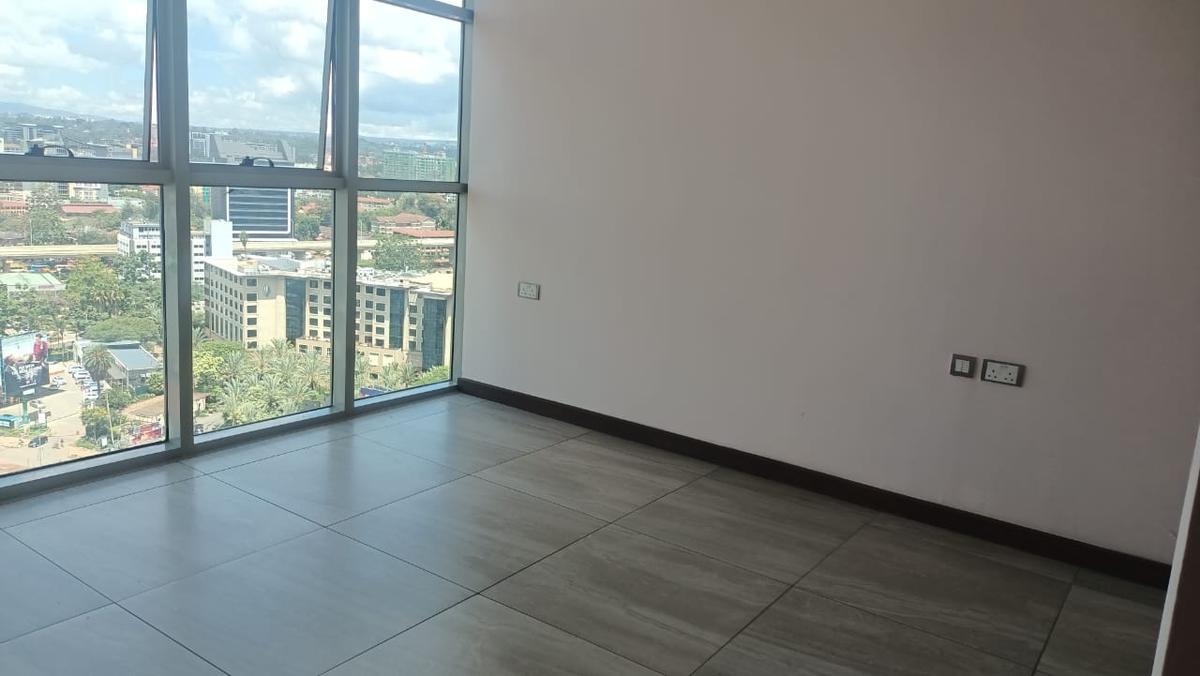 2 Bed Apartment with En Suite in Westlands Area - 2