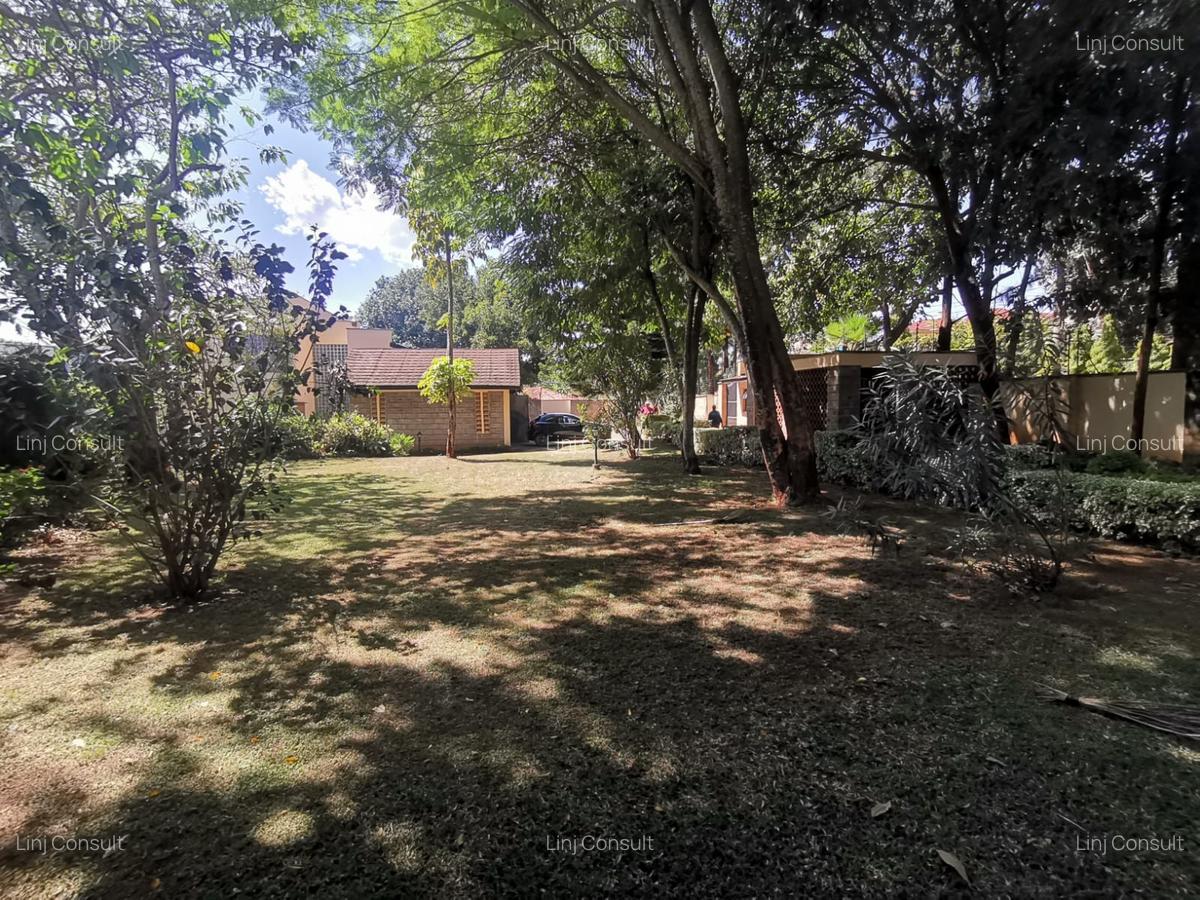 4 Bed House with En Suite at Runda - 20