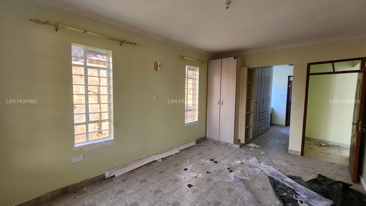 3 Bed House with En Suite at Rimpa - 10