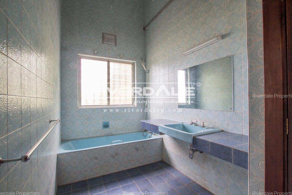 0.6 ac Commercial Property with Parking in Lavington - 12