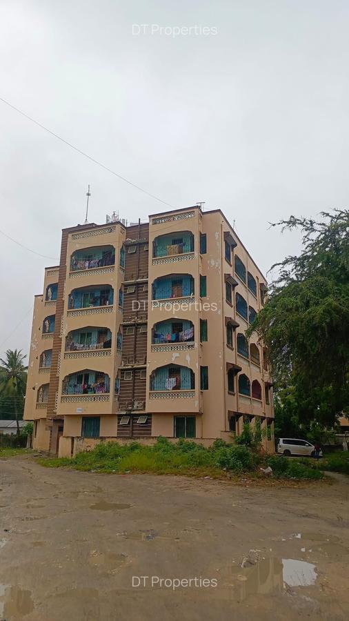 10 Bed House at Mtambo - 6