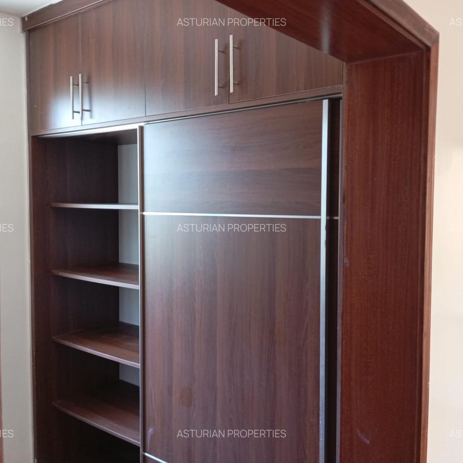 5 Bed Townhouse with En Suite in Lavington - 15