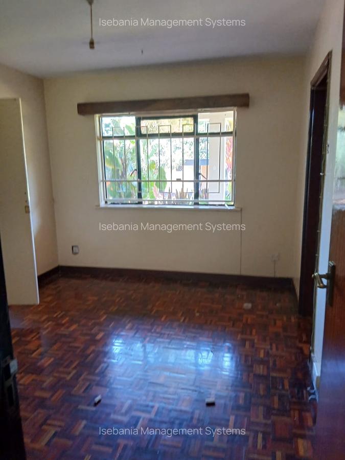 5 Bed House with En Suite at Redhill Road - 14