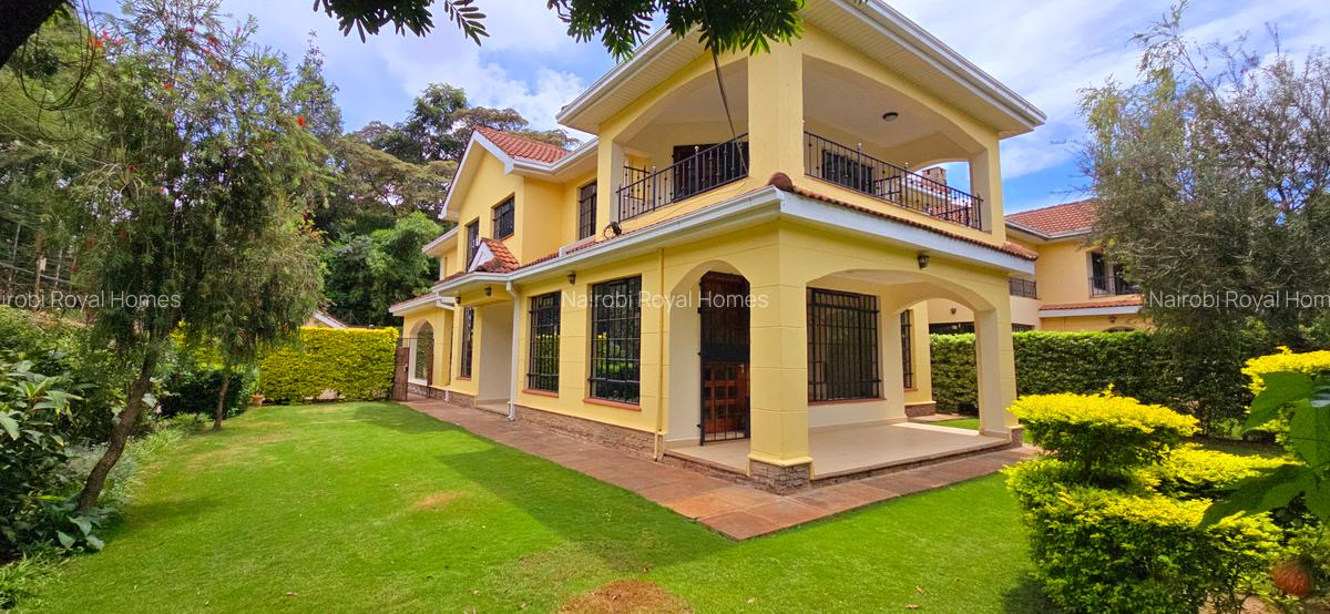 4 Bed Townhouse with En Suite at Lavington Green - 3