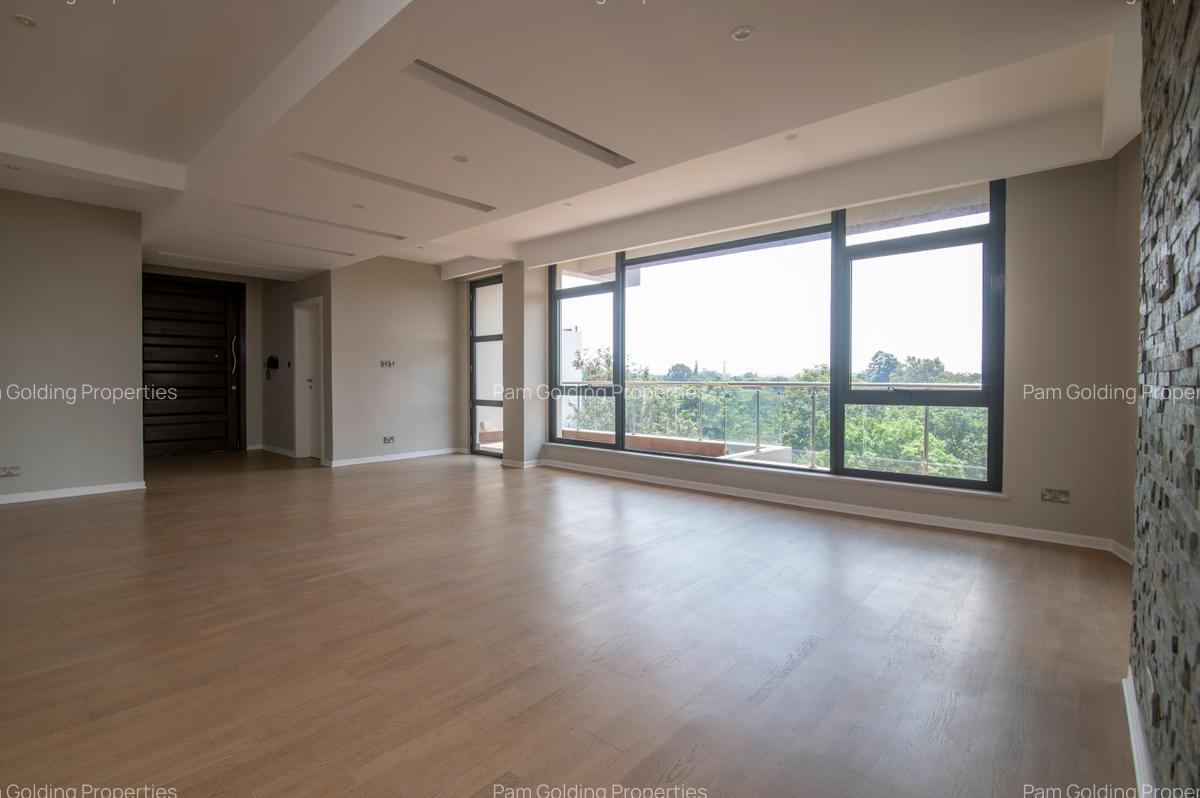 4 Bed Apartment with En Suite at General Mathenge - 8