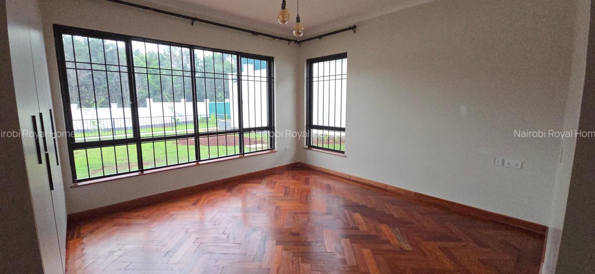 6 Bed House with En Suite at Loresho Road - 11