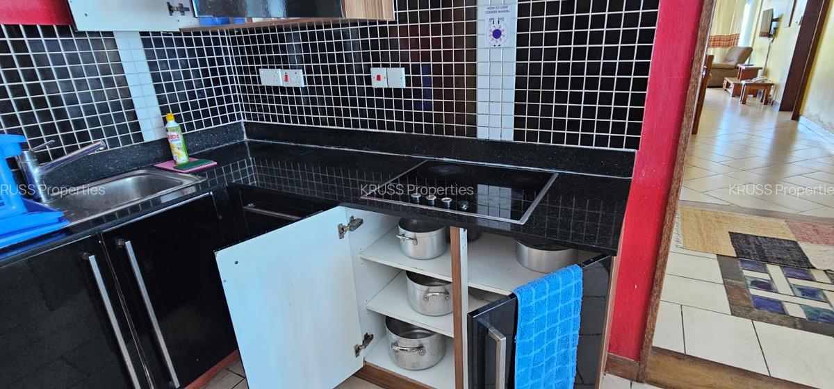 3 Bed Apartment with En Suite at As1684 - 4