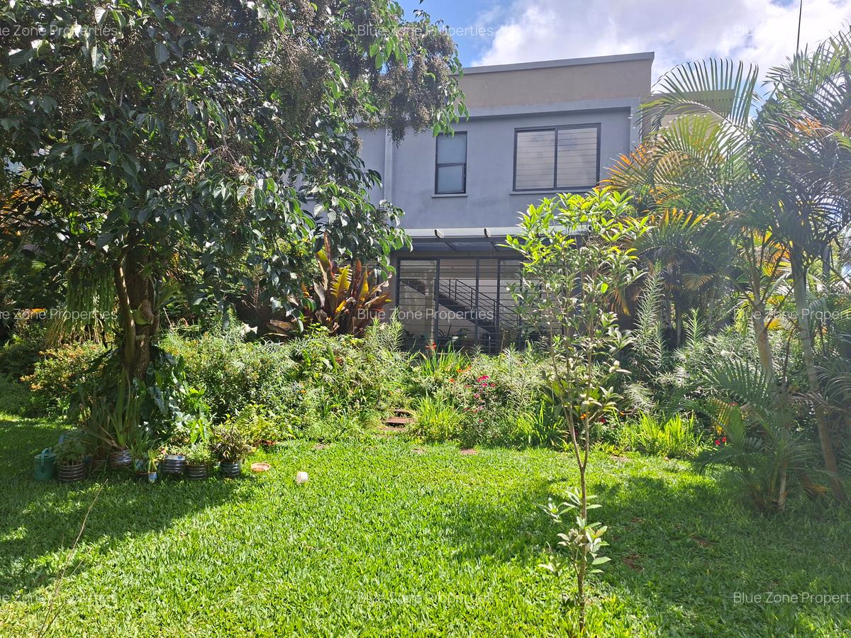 4 Bed Townhouse with En Suite at Off Glory Rd - 5