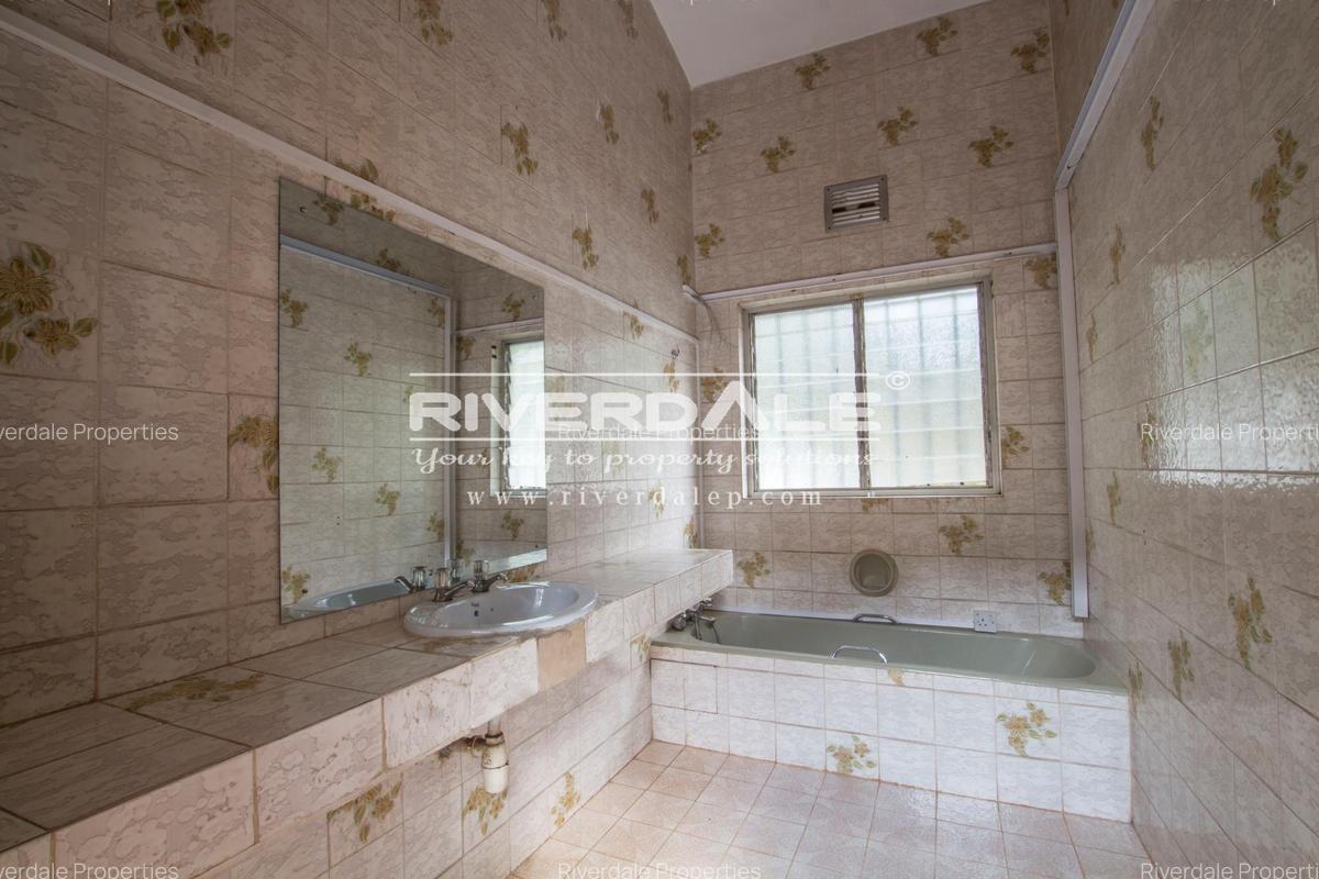 0.6 ac Commercial Property with Parking in Lavington - 17