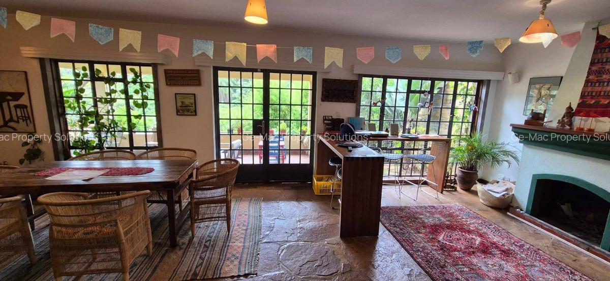 4 Bed House with En Suite in Runda - 14