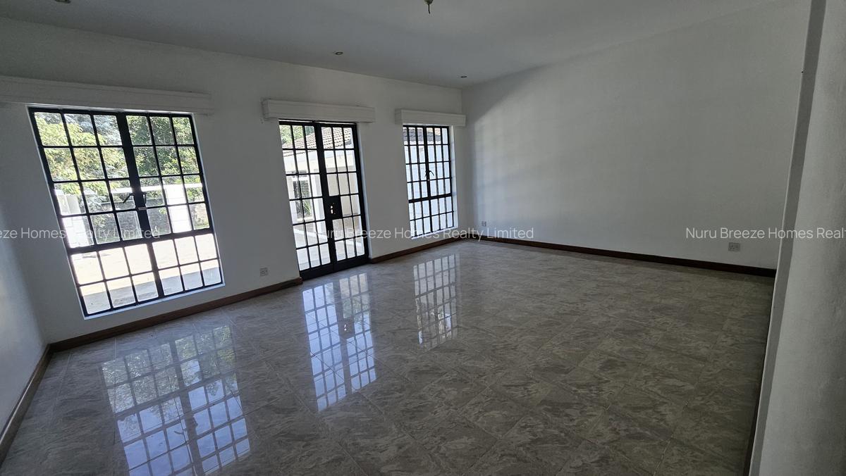 5 Bed House with En Suite in Gigiri - 5
