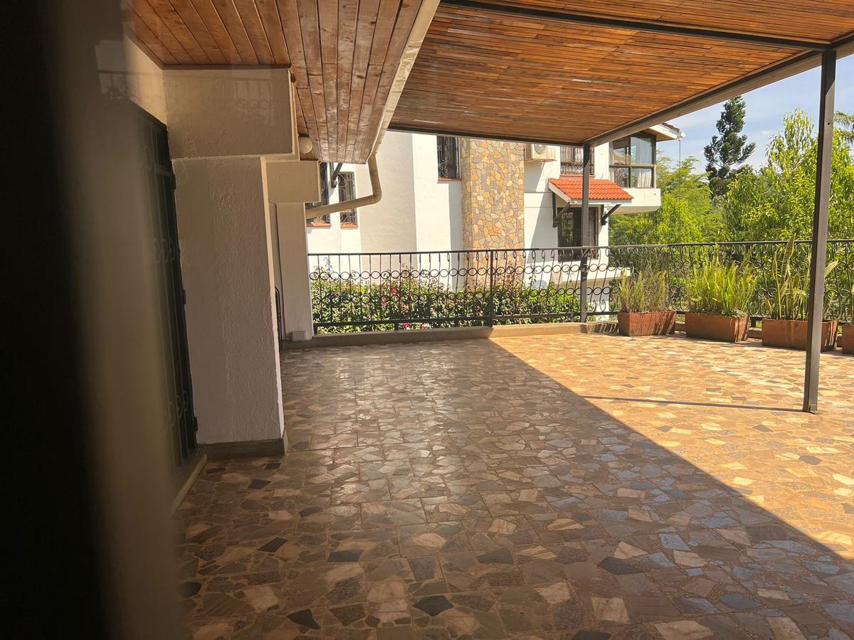 5 Bed House with En Suite in Gigiri - 14