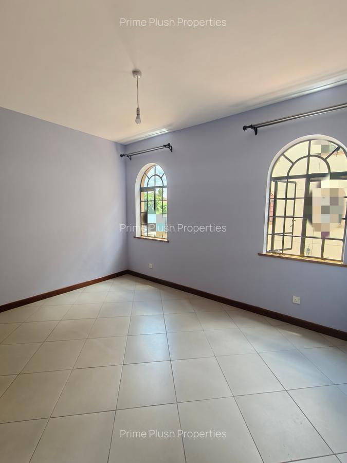Commercial Property with Service Charge Included in Kilimani - 7