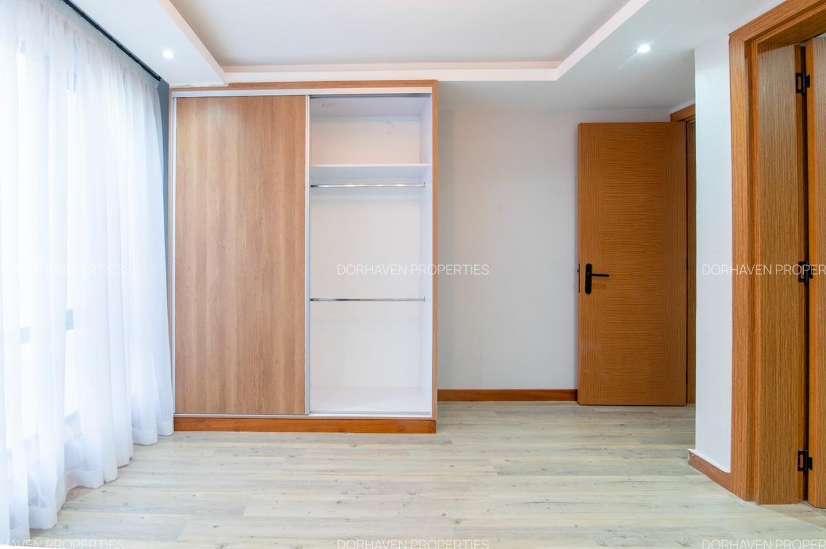4 Bed Apartment with En Suite at Ruiru - 9