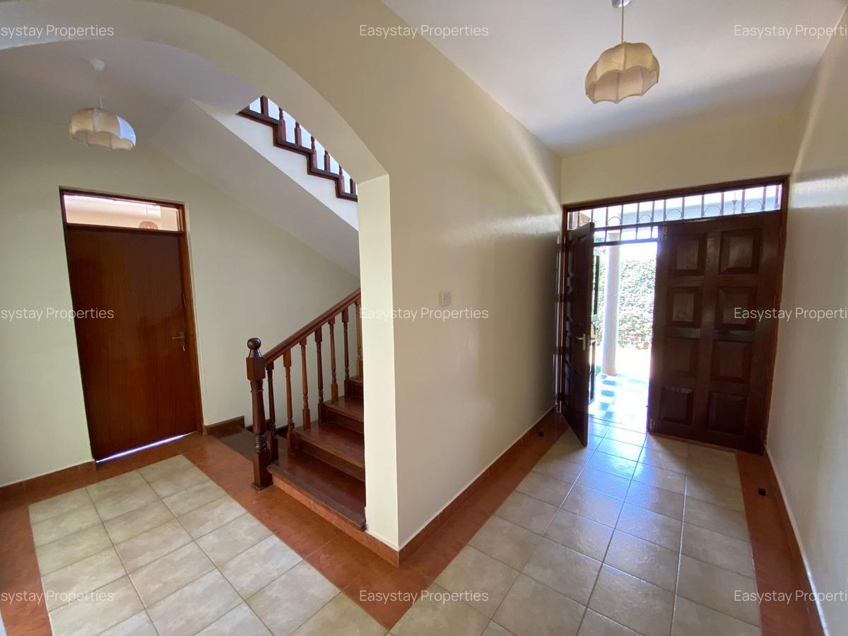 4 Bed House with En Suite in Runda - 4