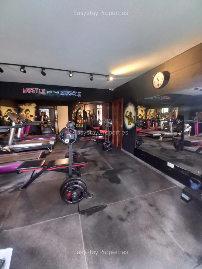 Serviced 1 Bed Apartment with En Suite at School Lane - 12