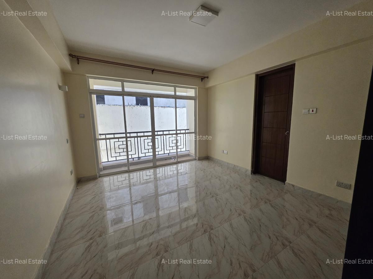 4 Bed Apartment with En Suite at 4Th Parklands - 3