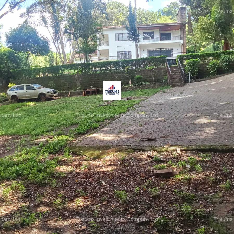 7 Bed House with En Suite in Kyuna - 15