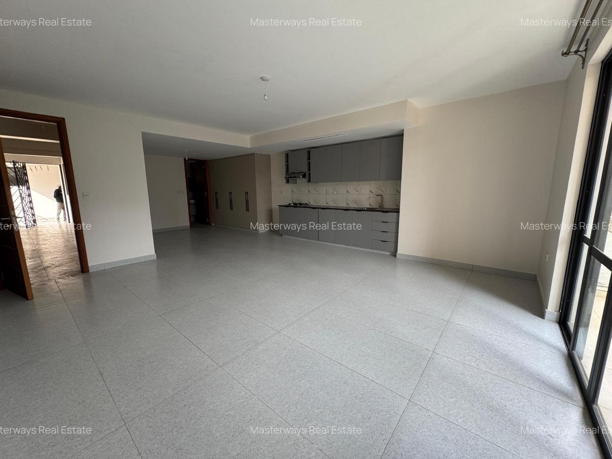 Studio Apartment with En Suite in Westlands Area - 5