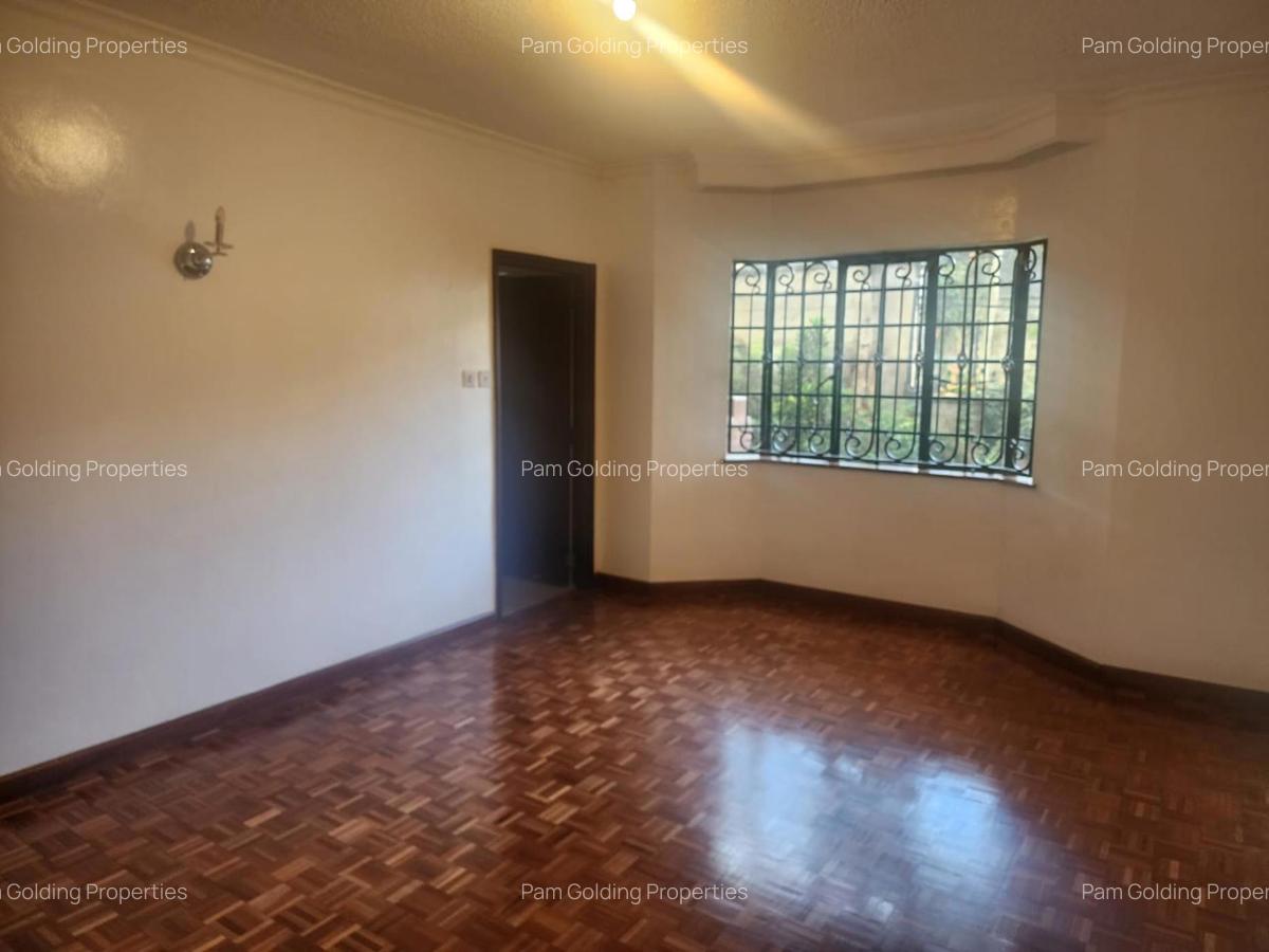 4 Bed Apartment with En Suite in Rhapta Road - 8