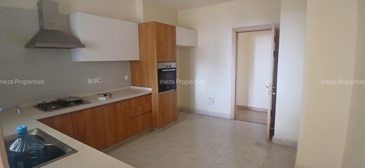 3 Bed Apartment with En Suite in Kileleshwa - 3