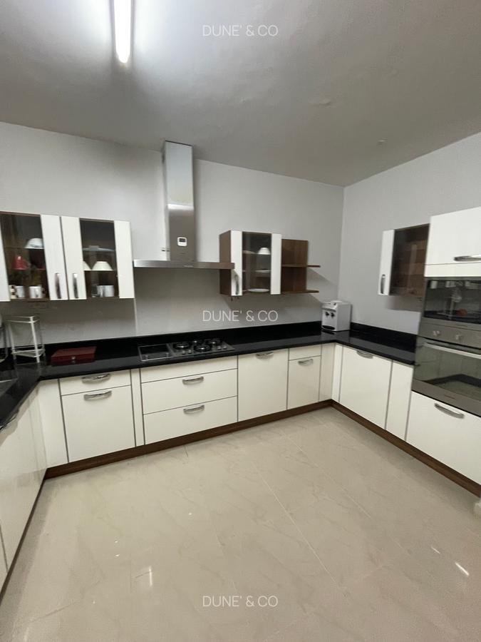 Serviced 2 Bed Apartment with En Suite in Kileleshwa - 10