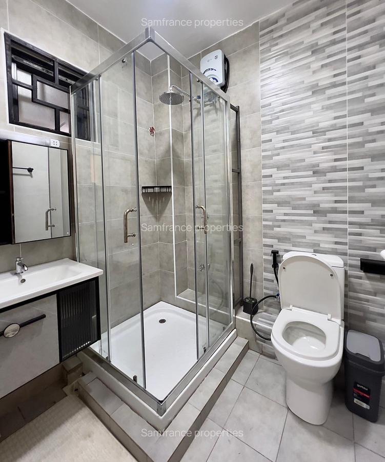 Serviced 3 Bed Apartment with En Suite at Moyne Drive - 8
