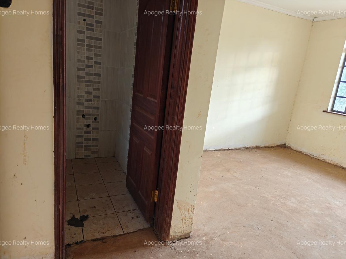 4 Bed House with En Suite at Fourways Junction Estate - 6