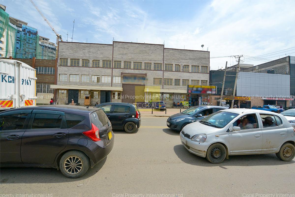 Shop with Parking in Industrial Area - 1