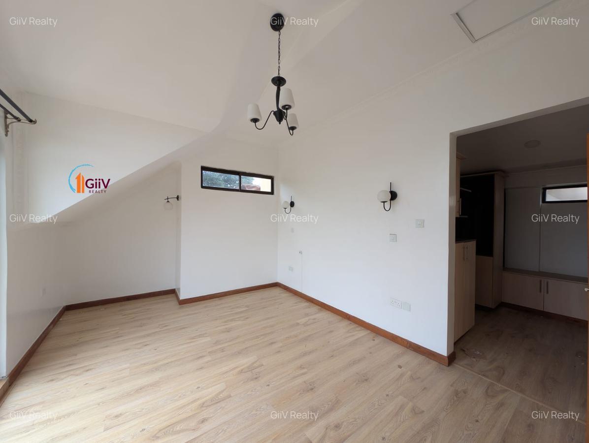 3 Bed Apartment with En Suite in Nyari - 13