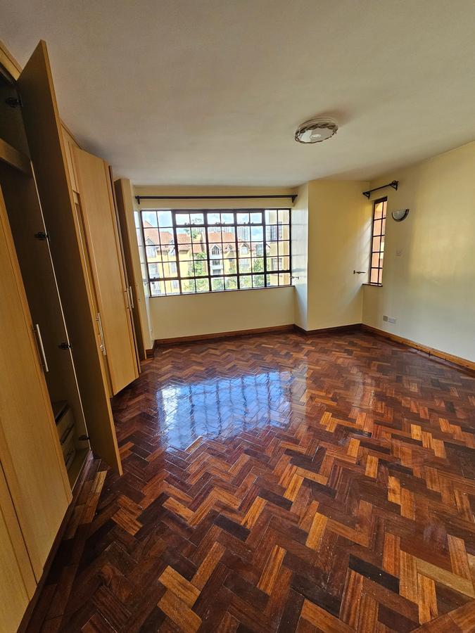 3 Bed Apartment with En Suite at Kilimani - 13