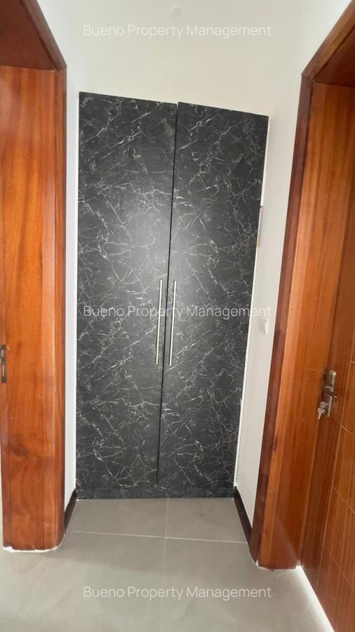 2 Bed Apartment with En Suite in Kilimani - 11