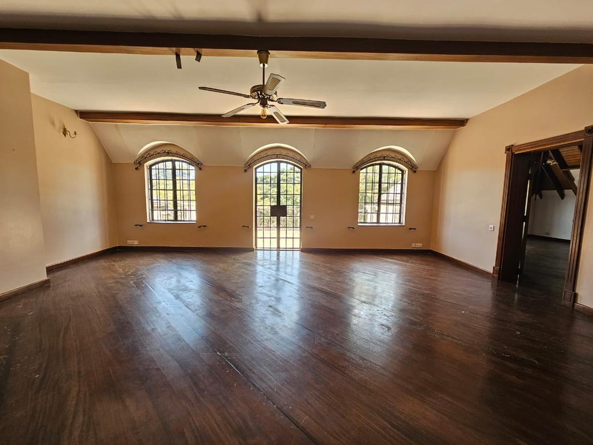 6 Bed House with En Suite at Old Kitisuru - 17