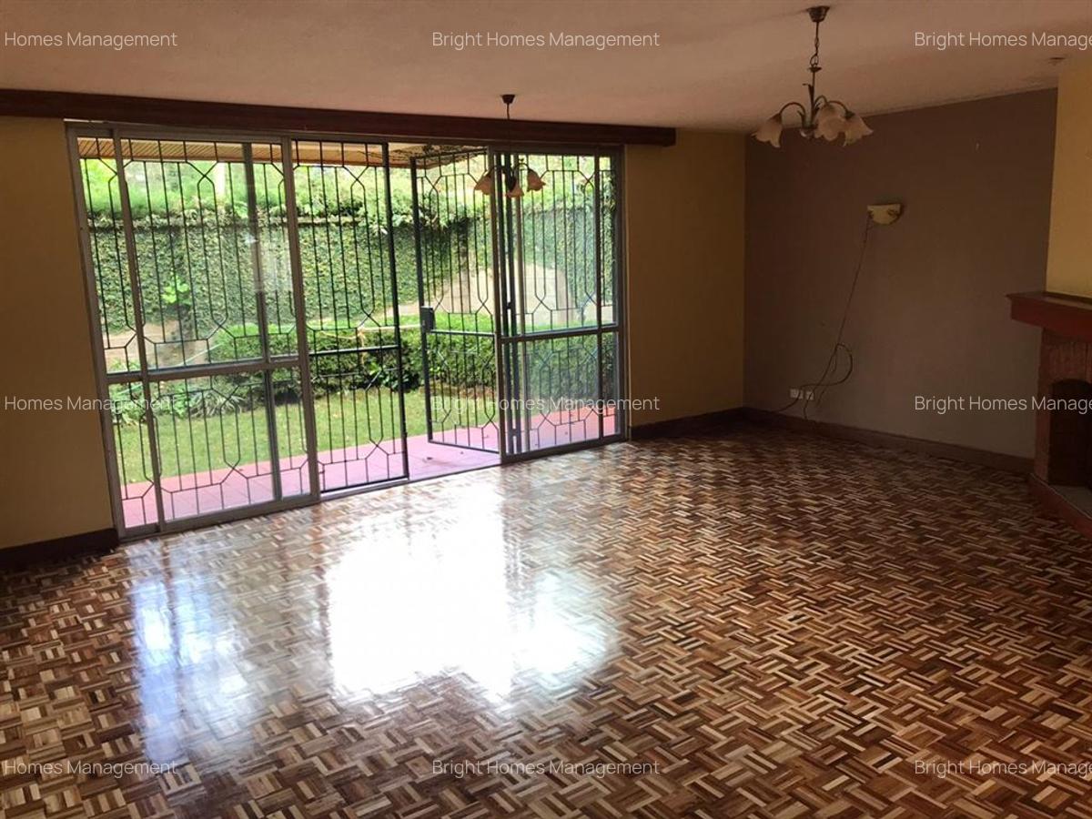 4 Bed Townhouse with En Suite in Lavington - 3