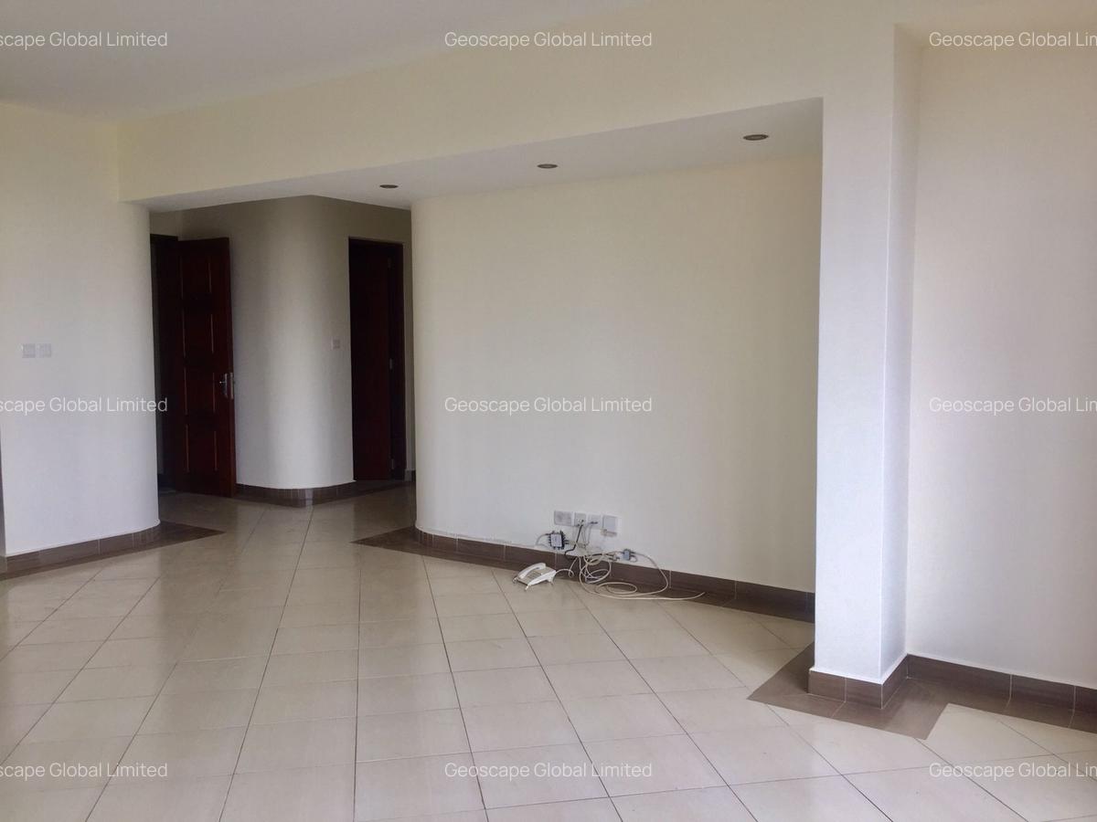 3 Bed Apartment with En Suite in Westlands Area - 13