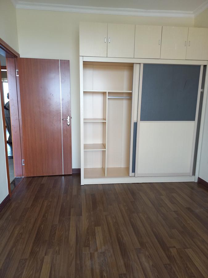 3 Bed Apartment with En Suite in Kilimani - 11