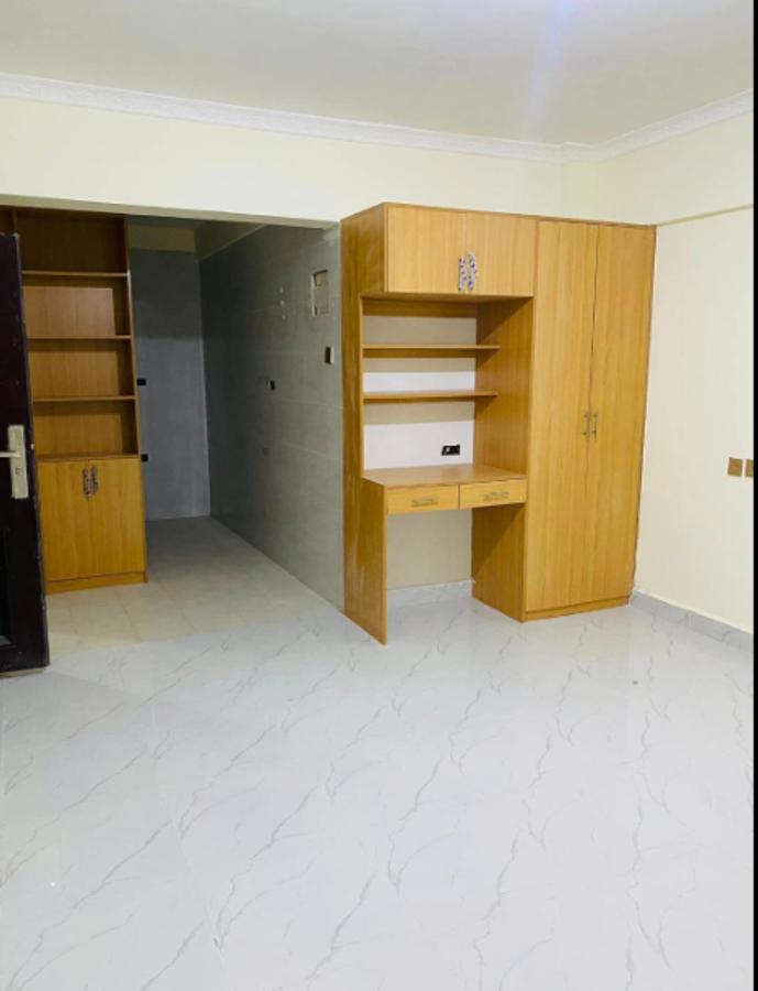 Serviced Studio Apartment with En Suite in Kileleshwa - 2