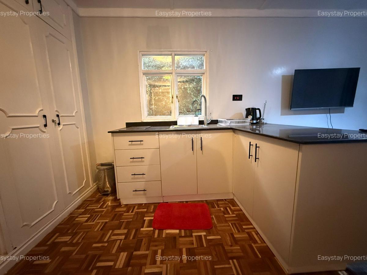 1 Bed House with En Suite in Loresho - 3