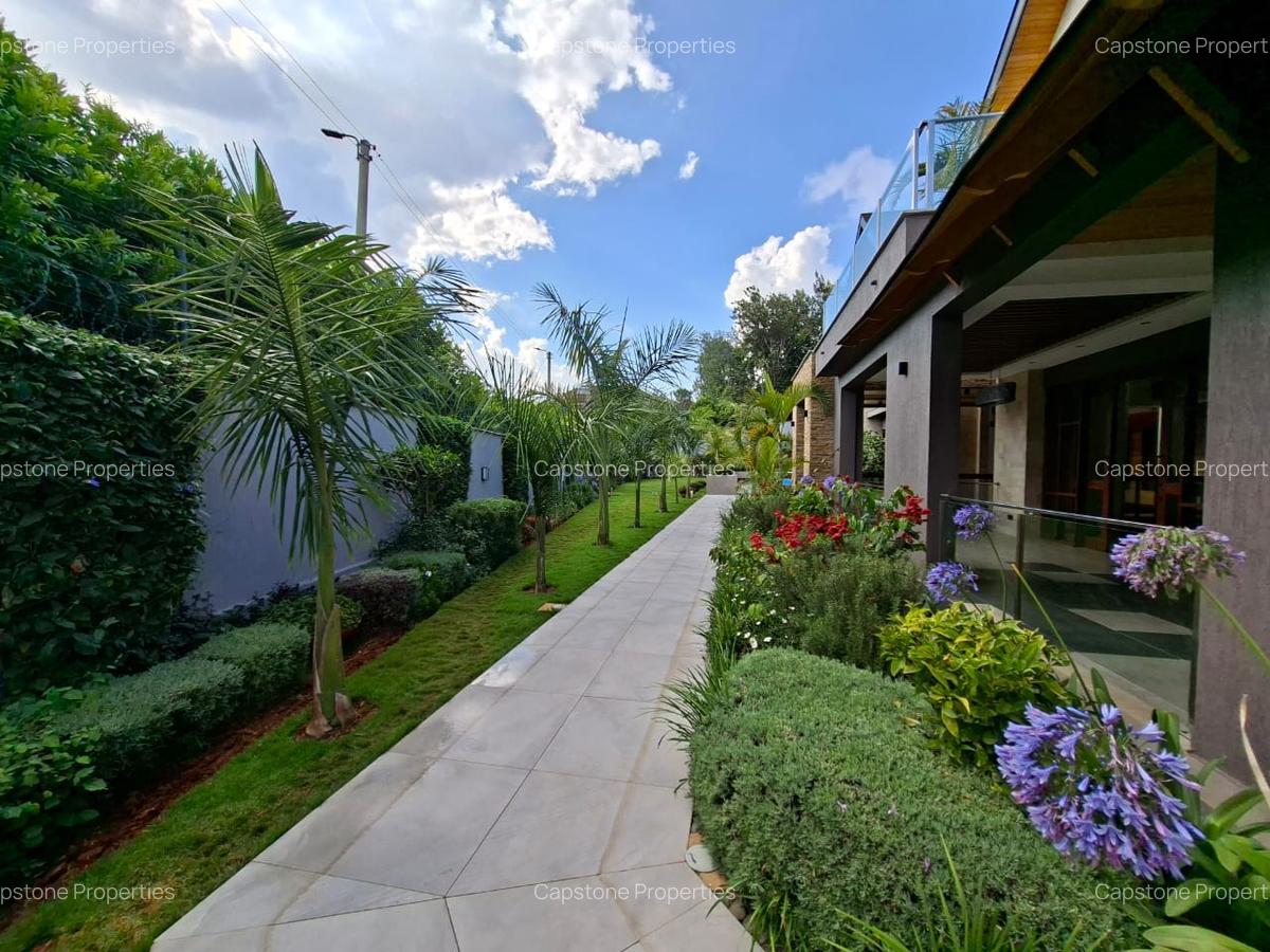 4 Bed House with En Suite in Runda - 20