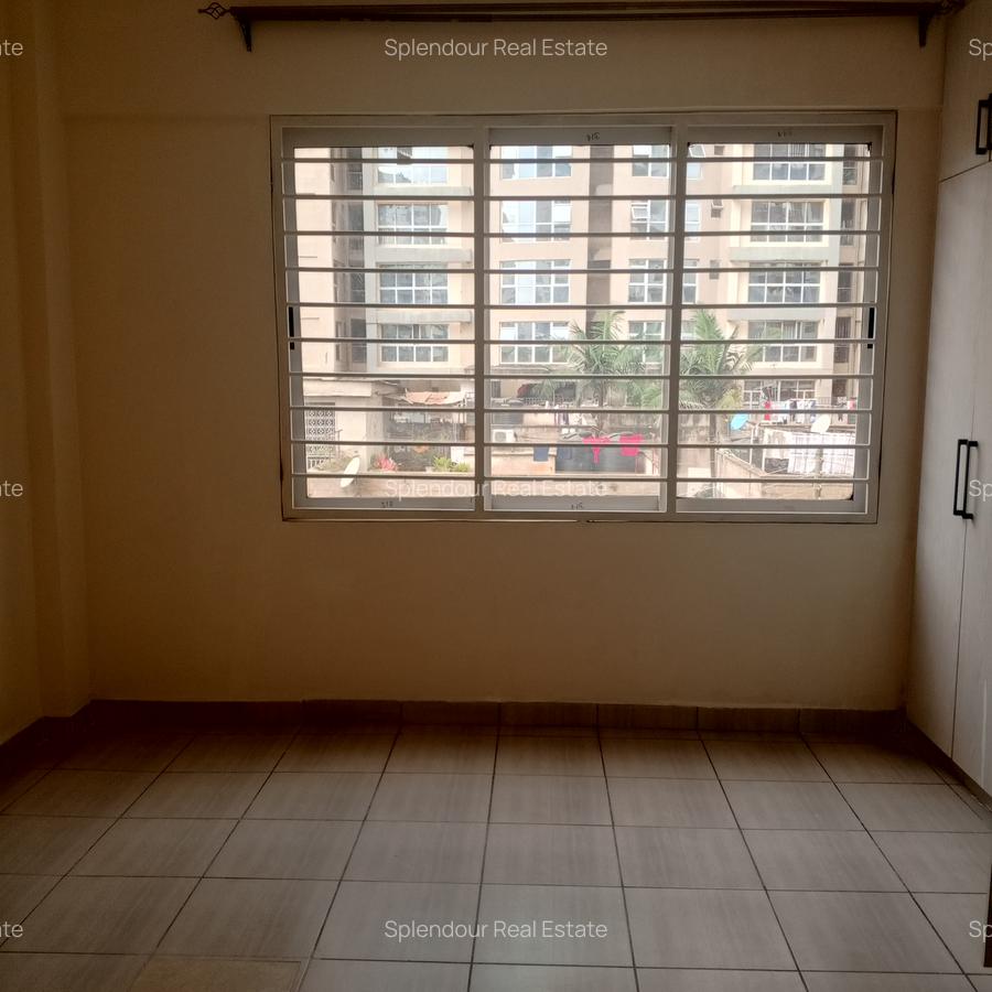 4 Bed Apartment with Borehole in Parklands - 14
