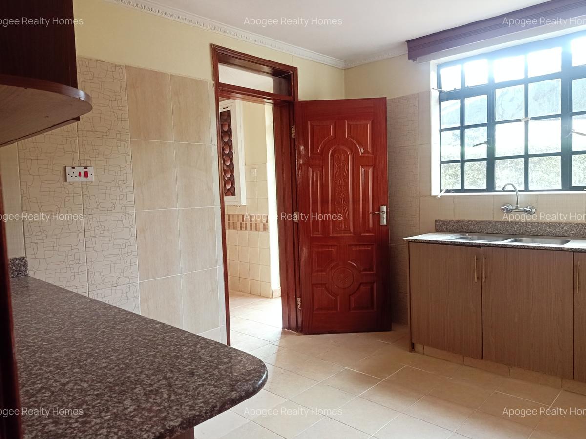 3 Bed House with En Suite at Fourways Junction Estate - 6