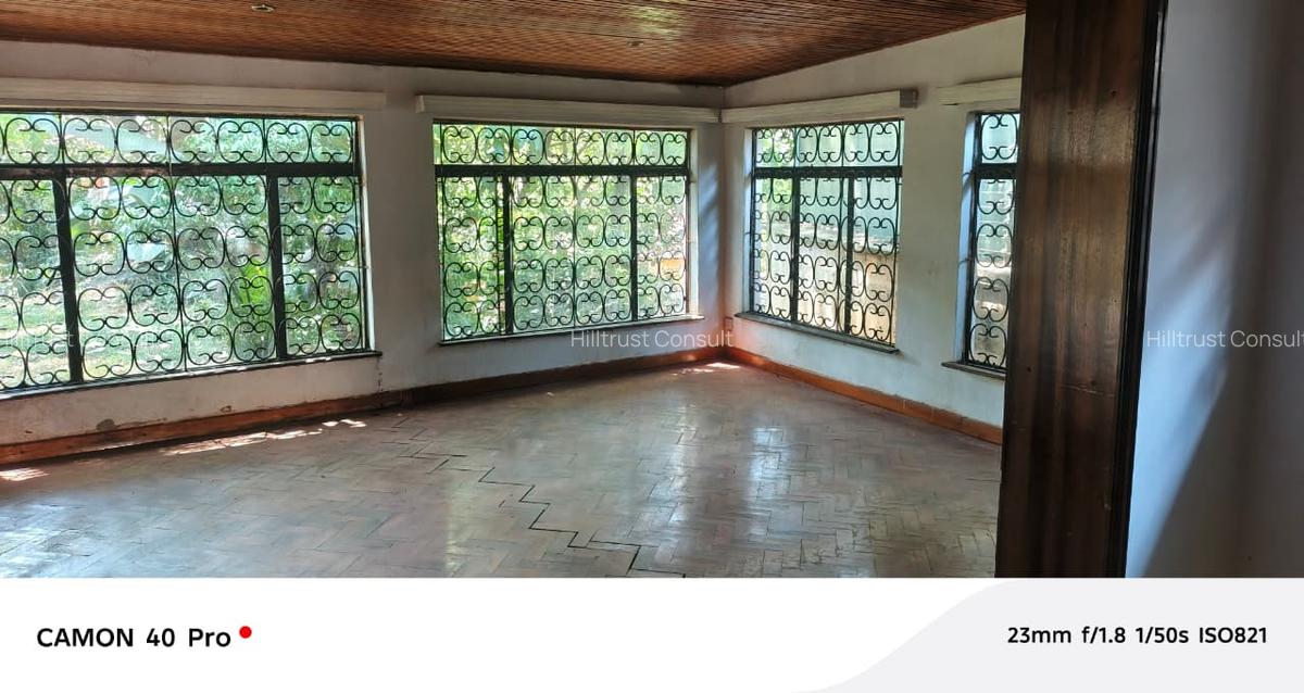 3 Bed House with En Suite in Spring Valley - 6