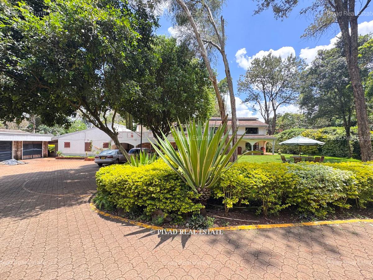 5 Bed House with Staff Quarters in Runda - 3