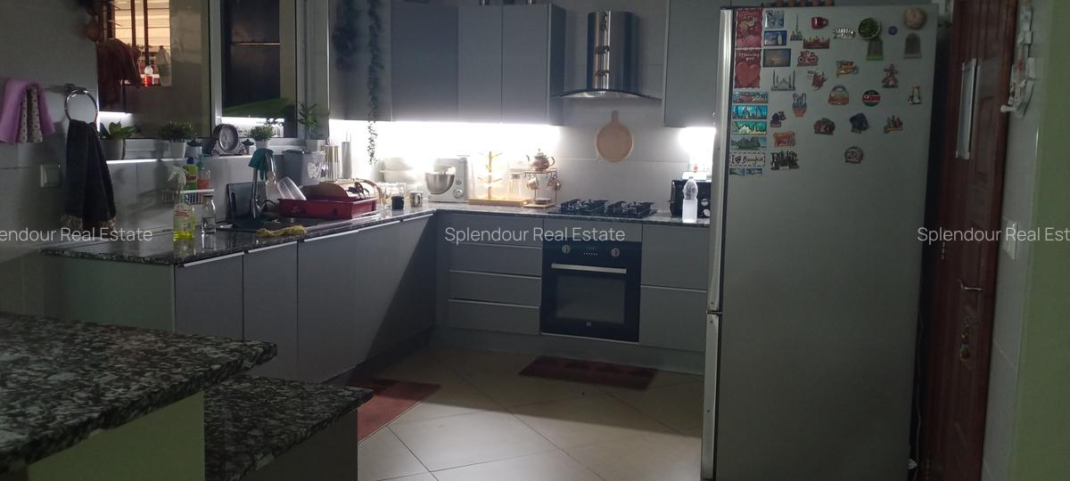 4 Bed Apartment with En Suite in Parklands - 9