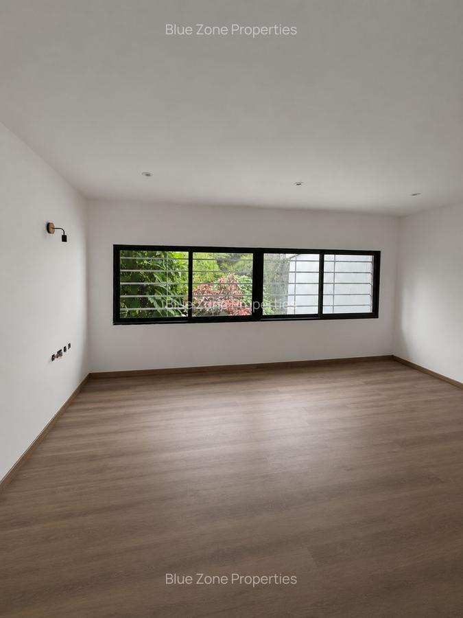 4 Bed Villa with En Suite at Muthaiga - 5