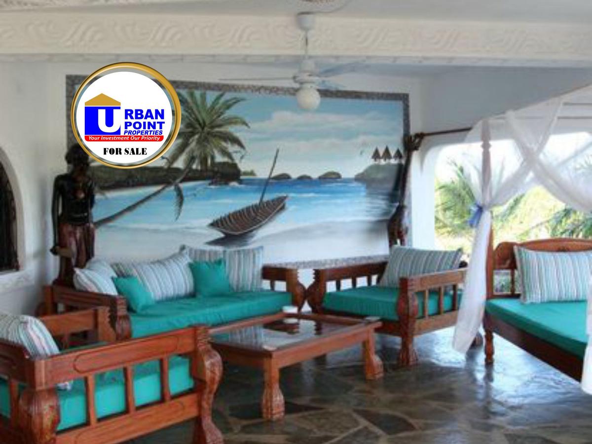 5 Bed House with En Suite in Watamu - 18