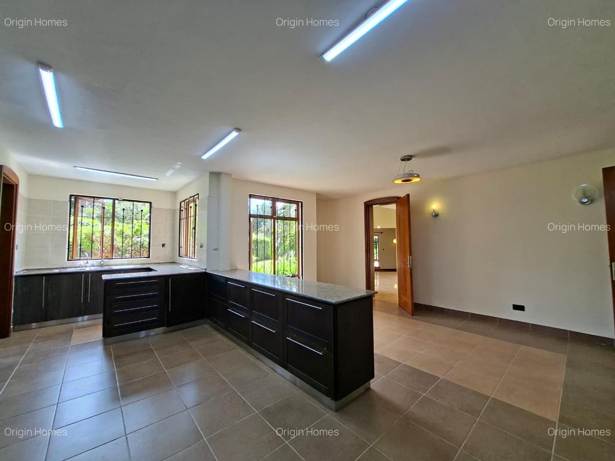 5 Bed House with En Suite at Runda - 12