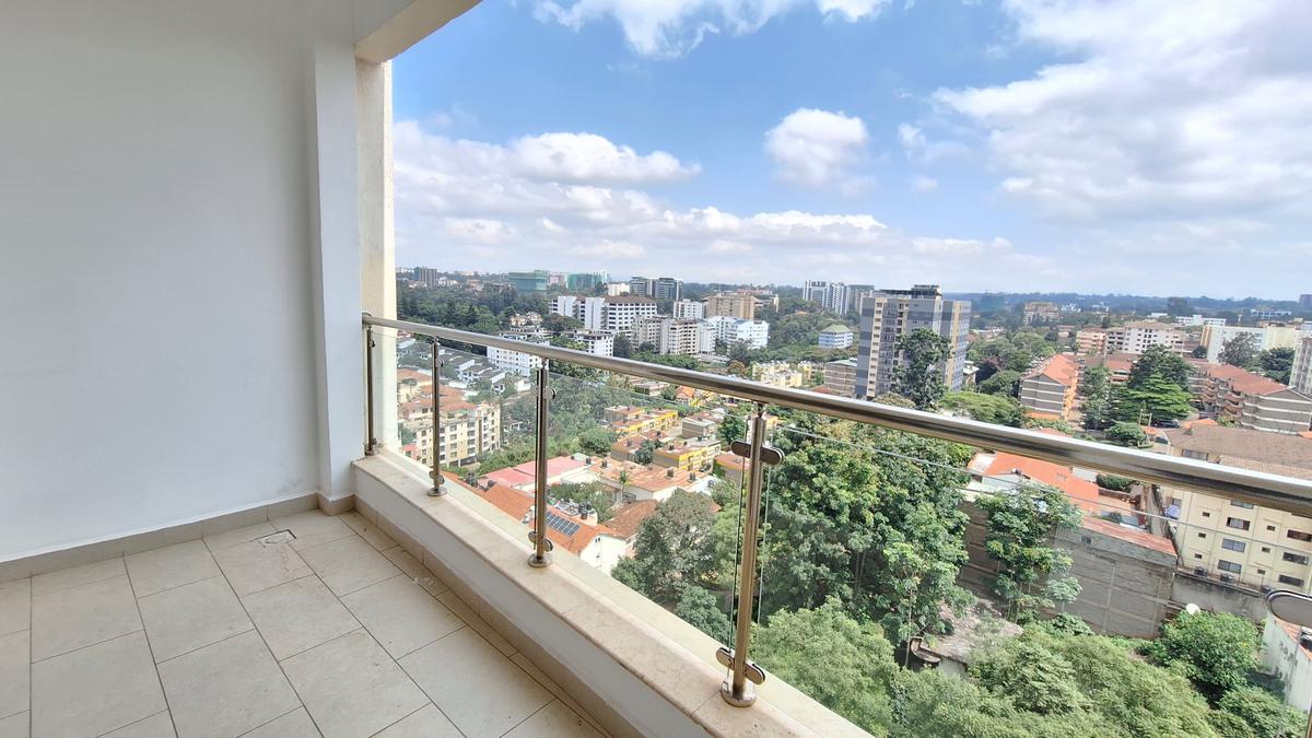 2 Bed Apartment with En Suite at Raphta Road - 6