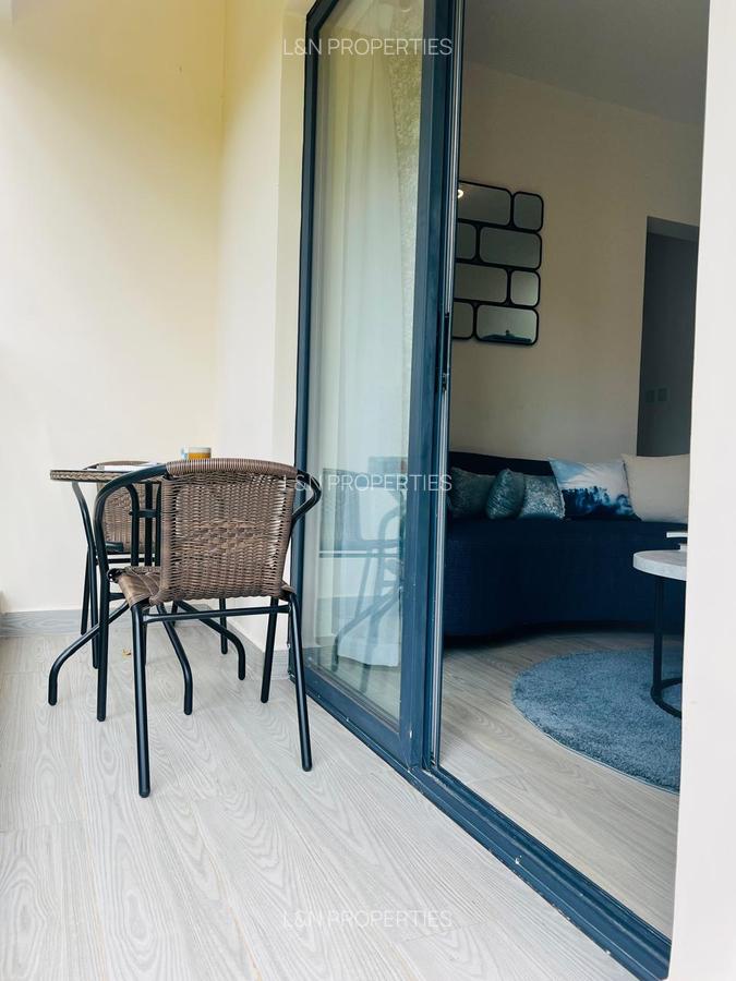 Studio Apartment with Swimming Pool at Usiu Road - 4