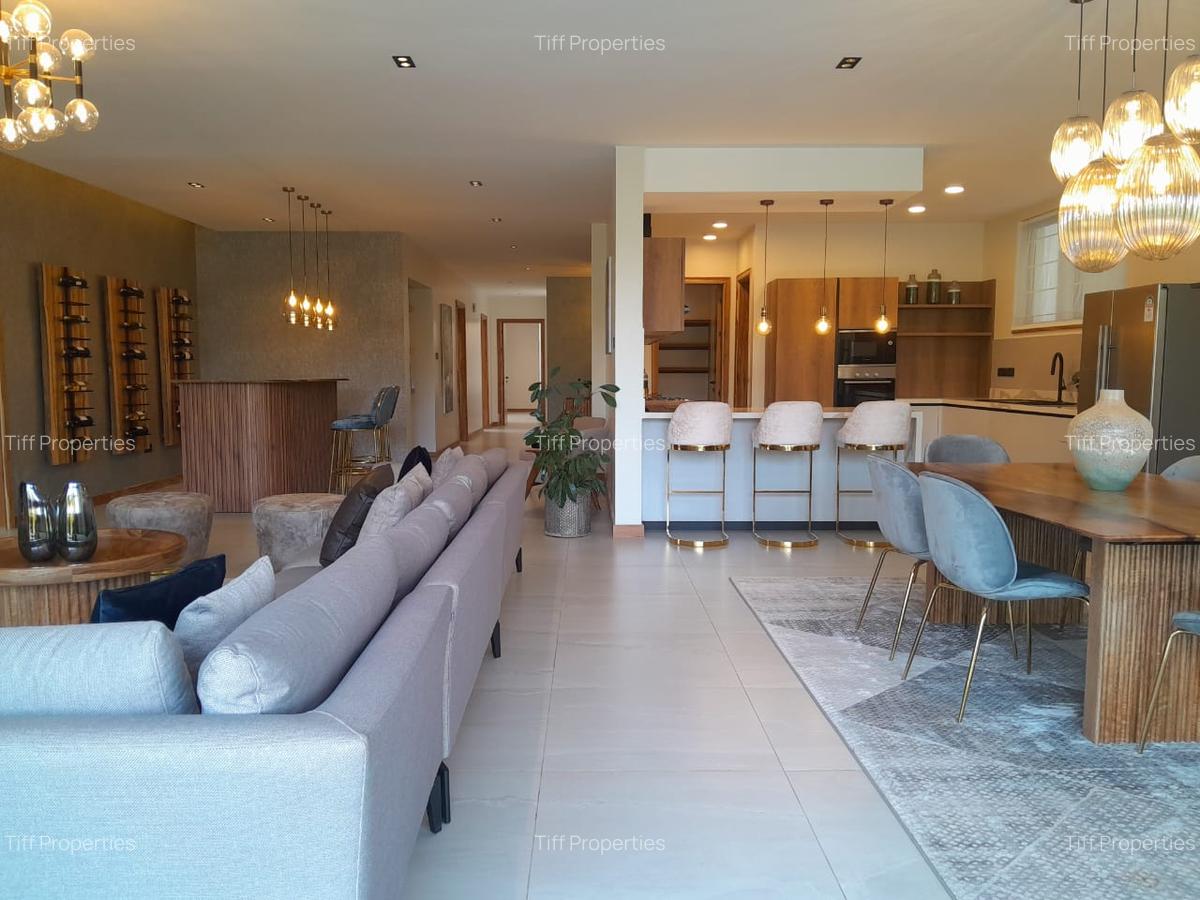 4 Bed Apartment with En Suite in Spring Valley - 7